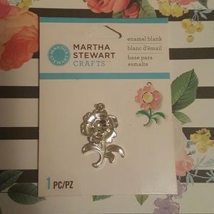 Martha Stewart Crafts Jewelry Enamel Blank Pendant